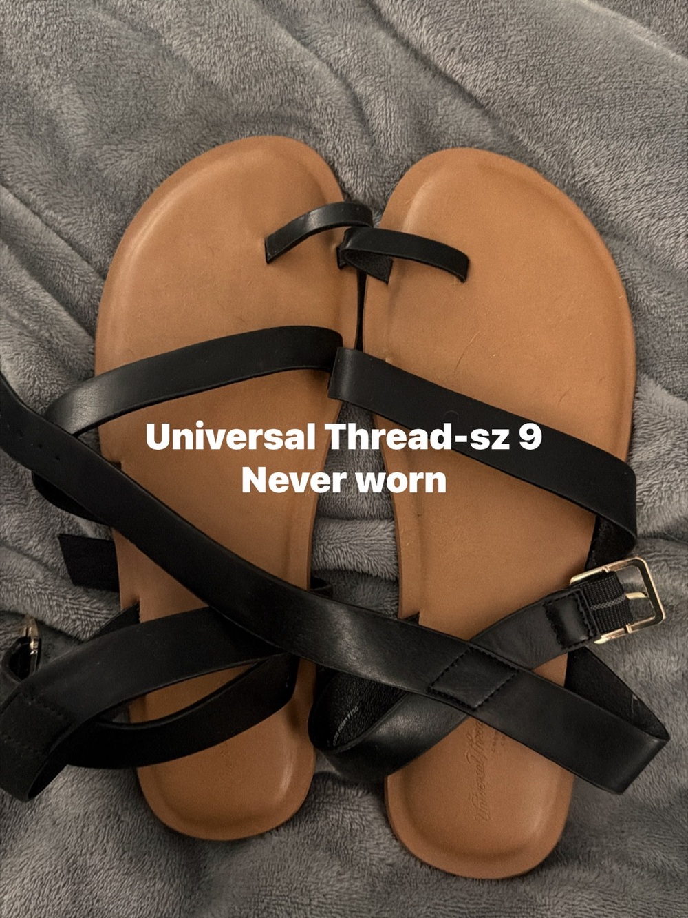 Universal Thread Black Strappy Sandals with Tan Footbed